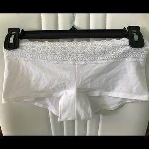 Pink Victoria’s Secret super soft panties. NTW